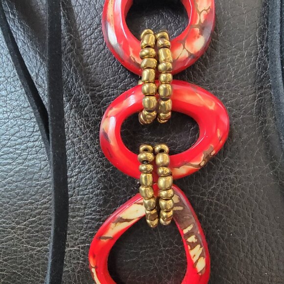 Red and Gold Tagua Nut Trinity Necklace - Picture 2 of 6